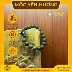Elegant spiritual agarwood bracelet